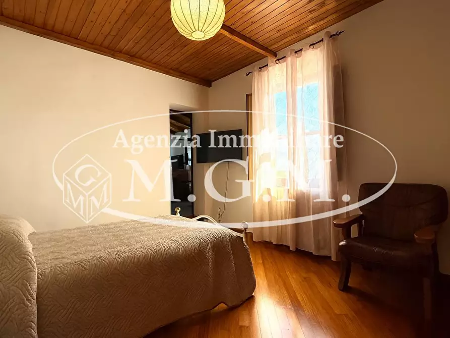 Immagine 34 di Porzione di casa in vendita  a Pontedera