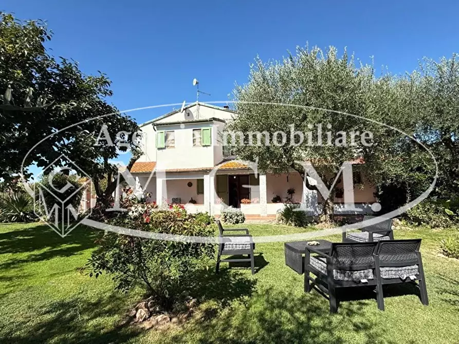 Immagine 2 di Porzione di casa in vendita  a Pontedera