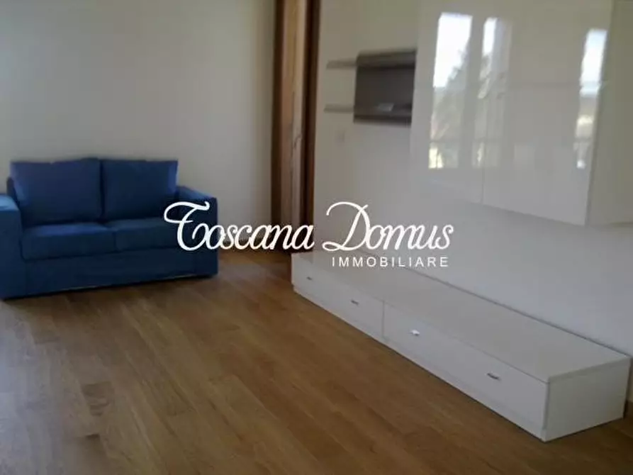 Immagine 7 di Appartamento in vendita  a Siena