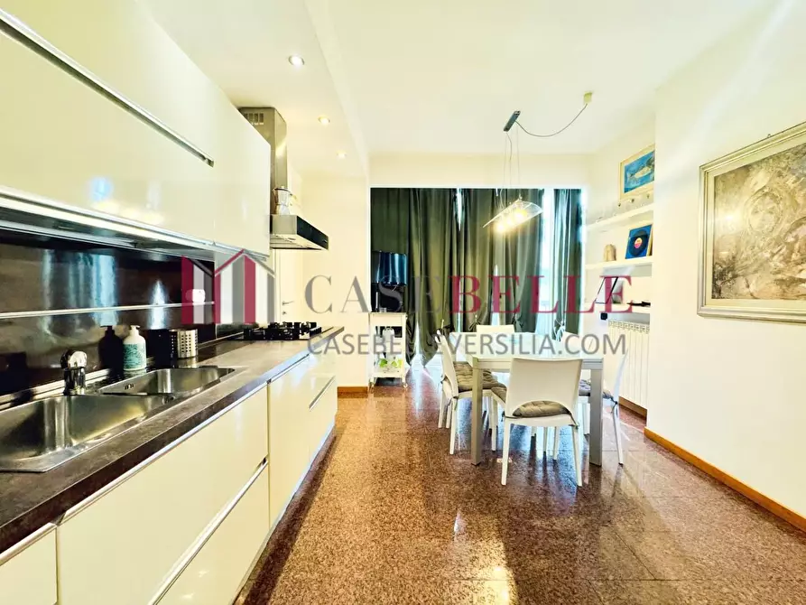 Immagine 16 di Appartamento in affitto  a Viareggio