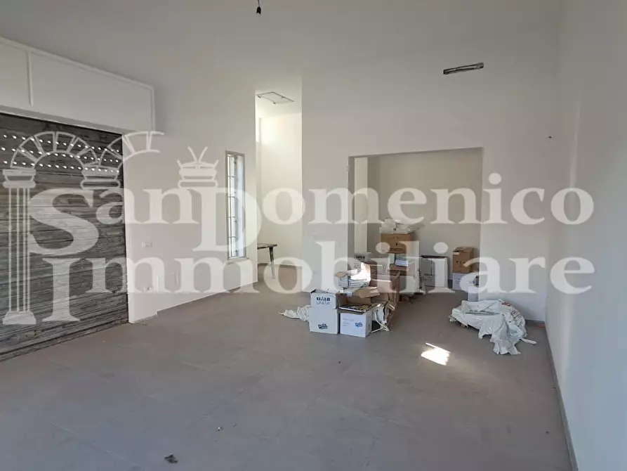 Immagine 2 di Locale commerciale in affitto  a Pisa