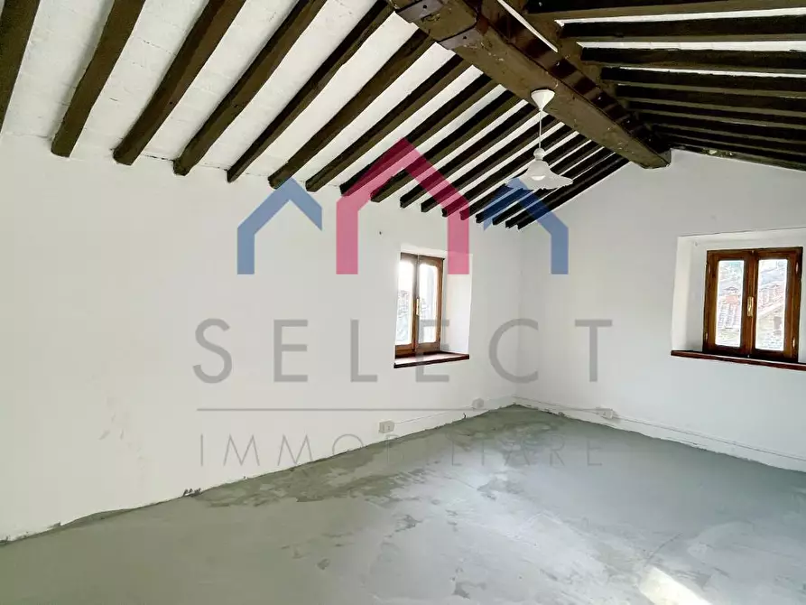 Immagine 29 di Casa semindipendente in vendita  a Bagni Di Lucca