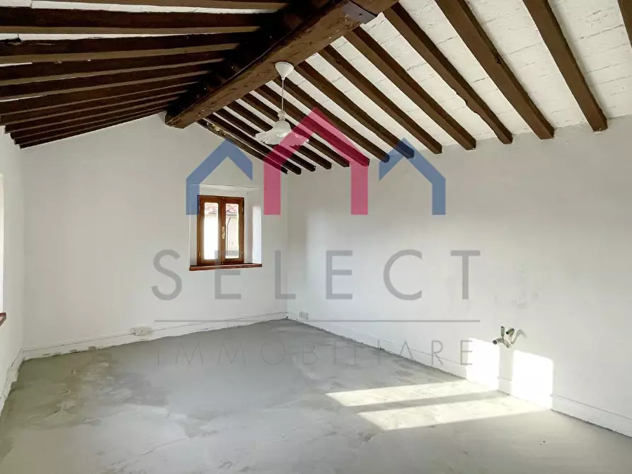 Immagine 27 di Casa semindipendente in vendita  a Bagni Di Lucca