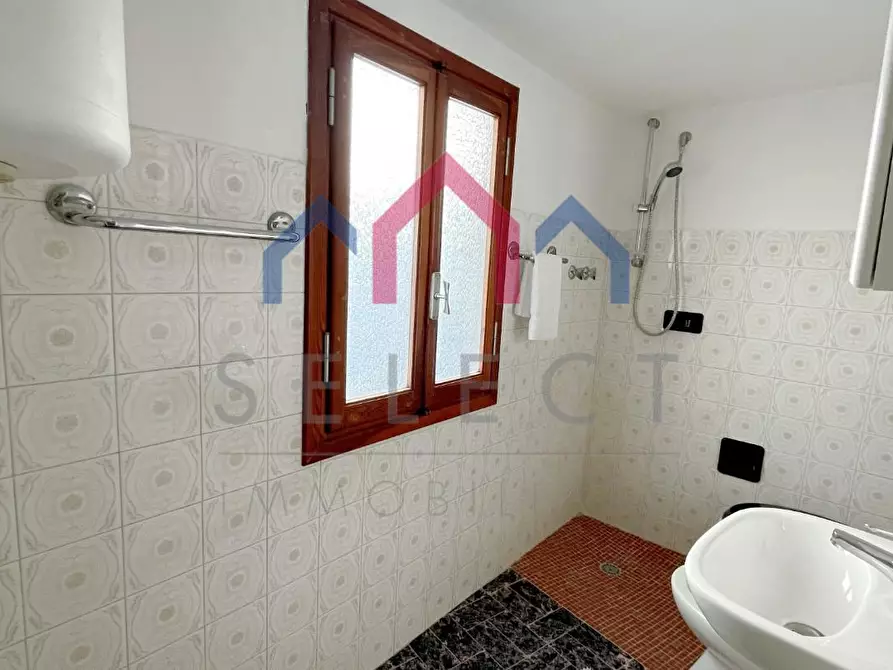 Immagine 24 di Casa semindipendente in vendita  a Bagni Di Lucca