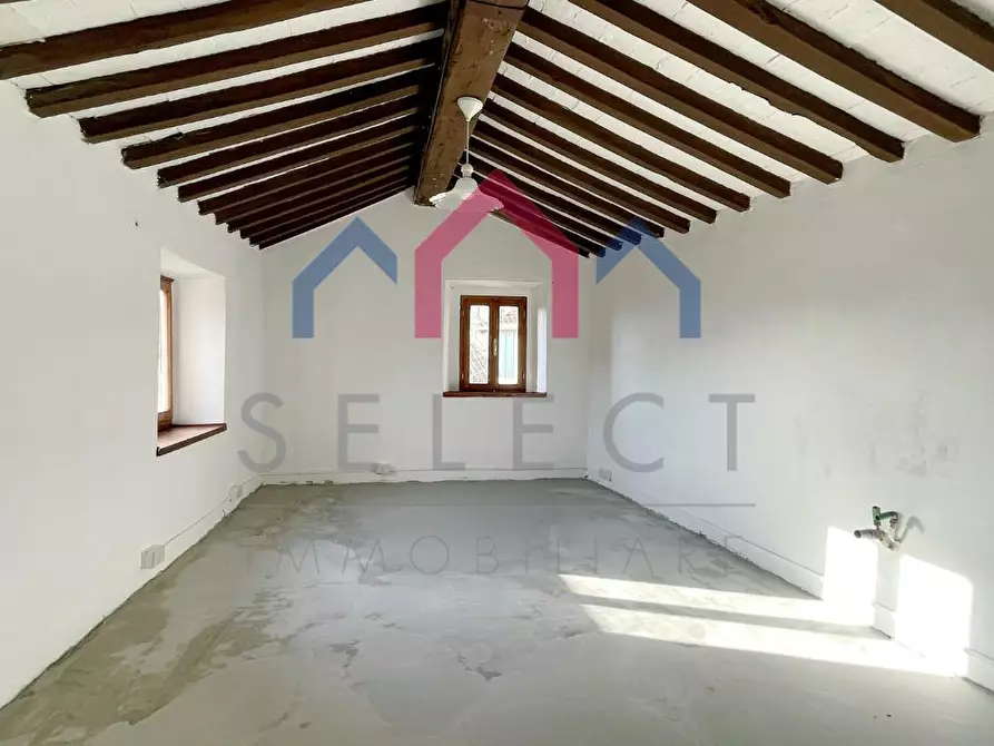 Immagine 26 di Casa semindipendente in vendita  a Bagni Di Lucca