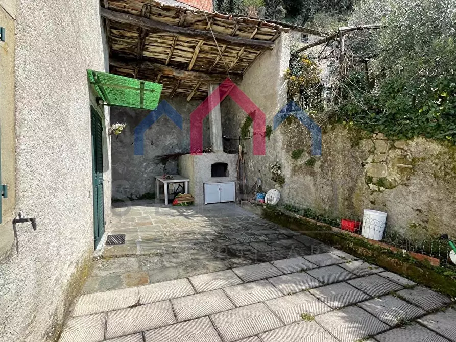 Immagine 42 di Casa semindipendente in vendita  a Bagni Di Lucca
