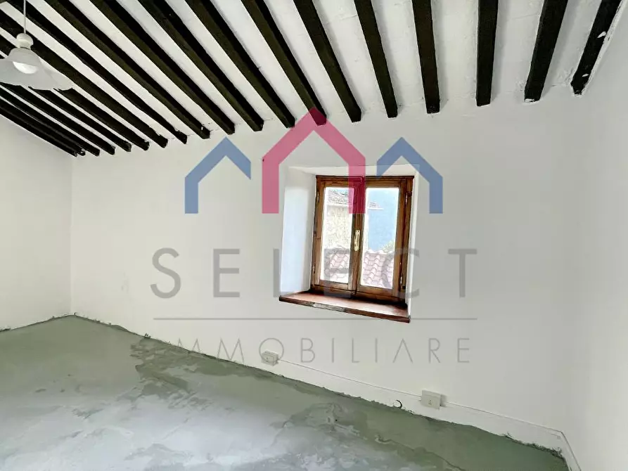 Immagine 32 di Casa semindipendente in vendita  a Bagni Di Lucca
