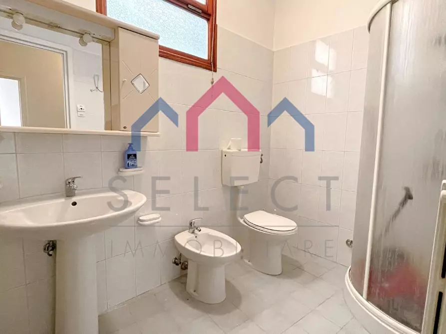 Immagine 21 di Casa semindipendente in vendita  a Bagni Di Lucca