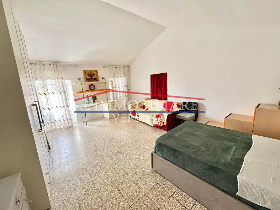 Immagine 25 di Terratetto in vendita  a Massa