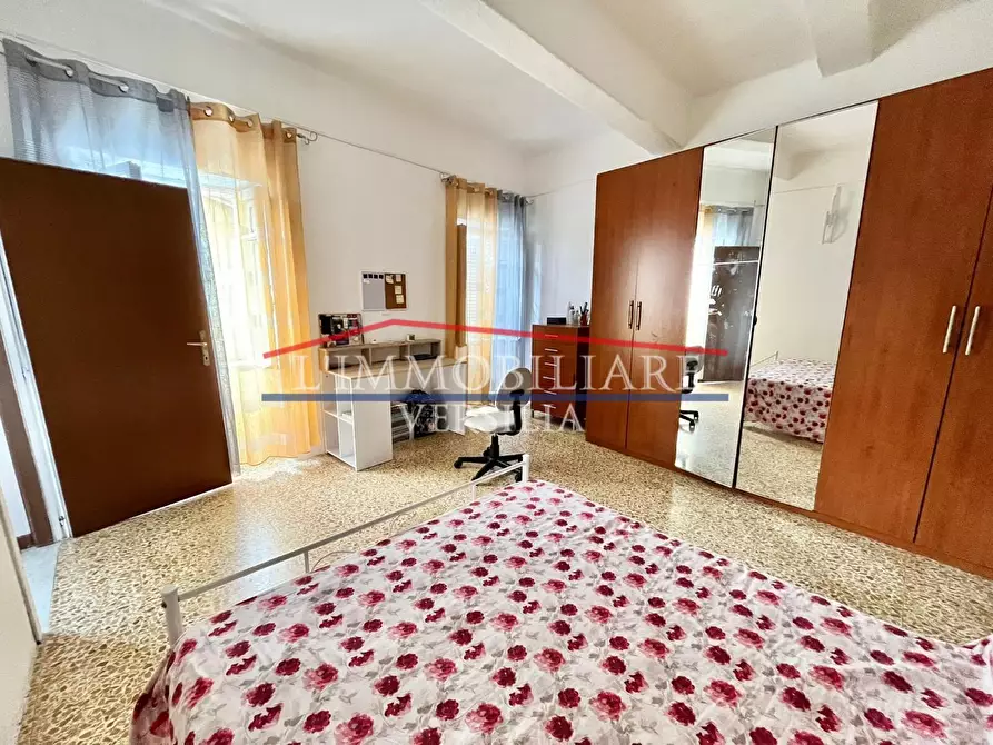 Immagine 19 di Terratetto in vendita  a Massa