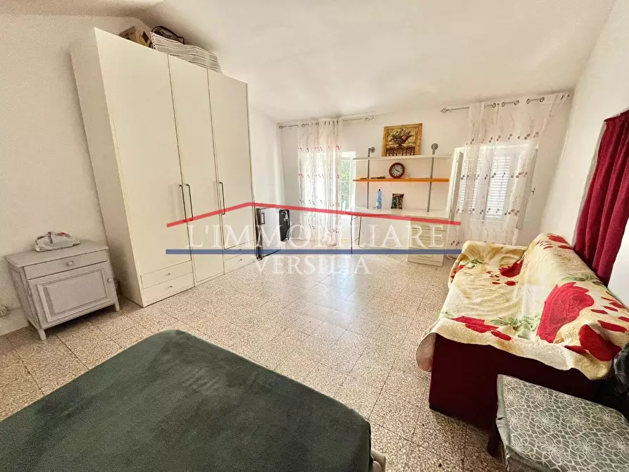 Immagine 27 di Terratetto in vendita  a Massa