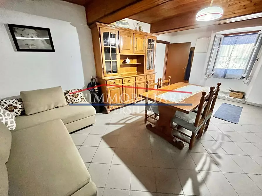 Immagine 8 di Terratetto in vendita  a Massa