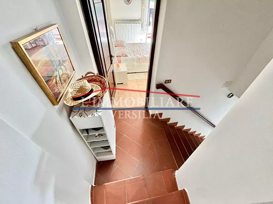 Immagine 22 di Terratetto in vendita  a Massa