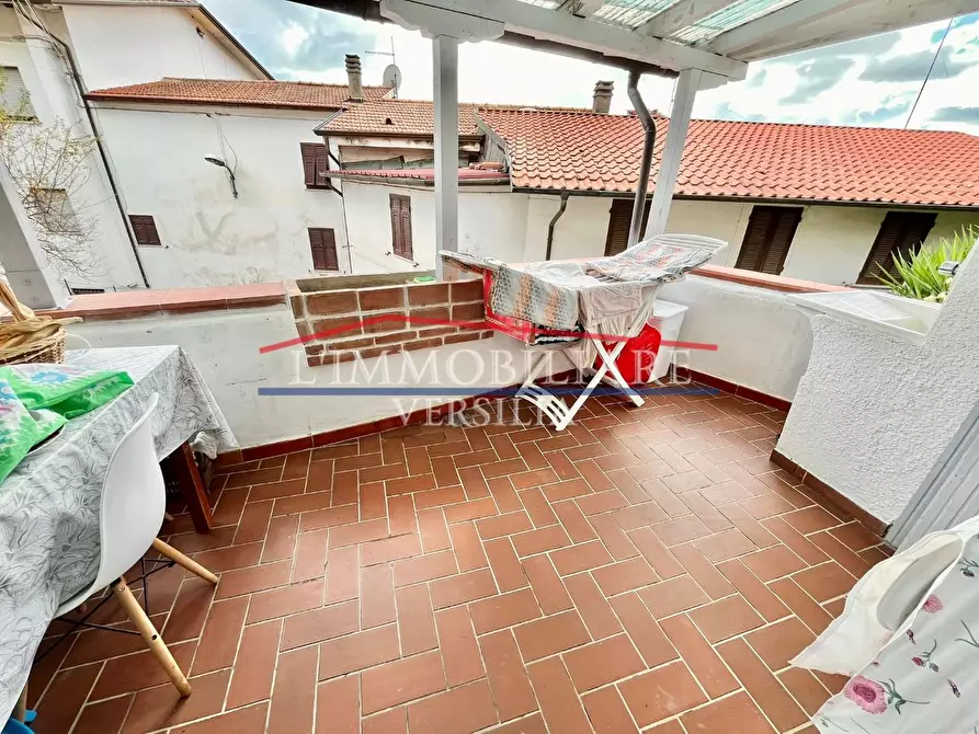 Immagine 1 di Terratetto in vendita  a Massa