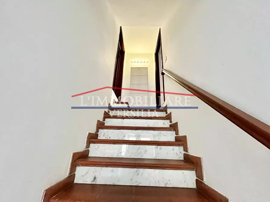 Immagine 16 di Terratetto in vendita  a Massa