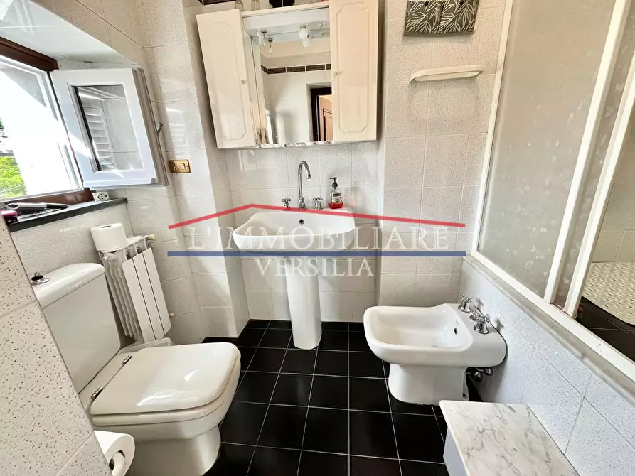 Immagine 14 di Terratetto in vendita  a Massa