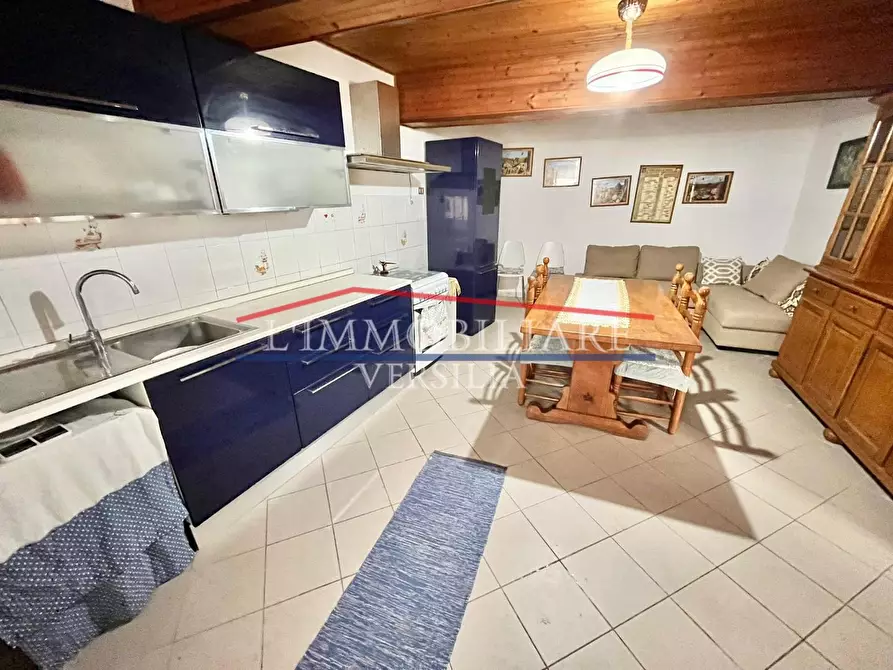 Immagine 4 di Terratetto in vendita  a Massa