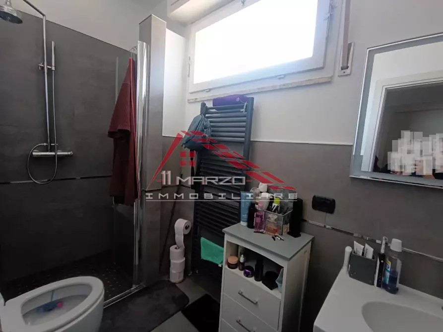 Immagine 86 di Villa in vendita  a Montignoso