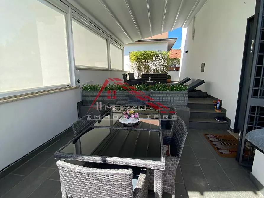 Immagine 19 di Villa in vendita  a Montignoso