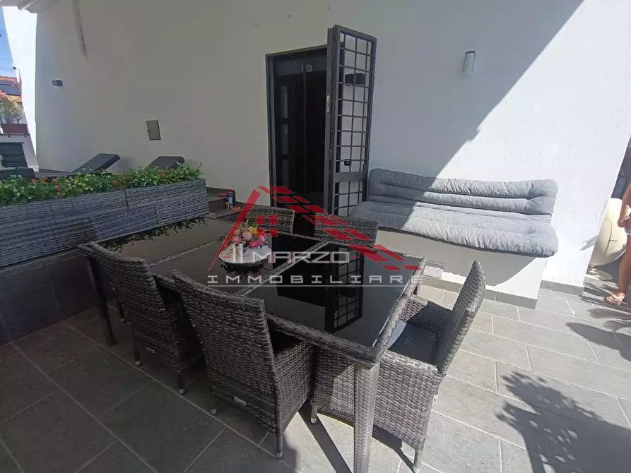 Immagine 30 di Villa in vendita  a Montignoso