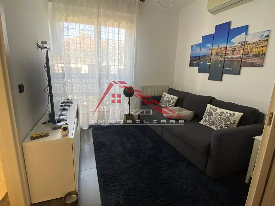 Immagine 53 di Villa in vendita  a Montignoso