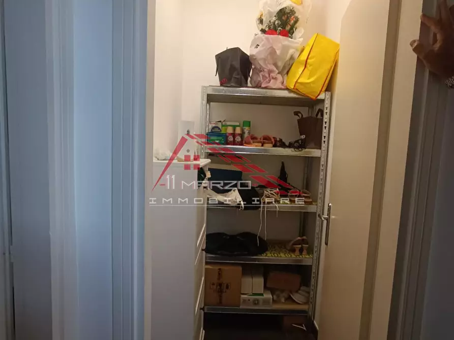 Immagine 41 di Villa in vendita  a Montignoso