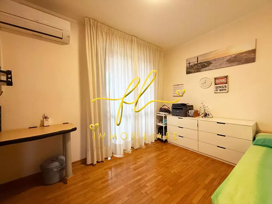 Immagine 14 di Appartamento in vendita  a Cecina