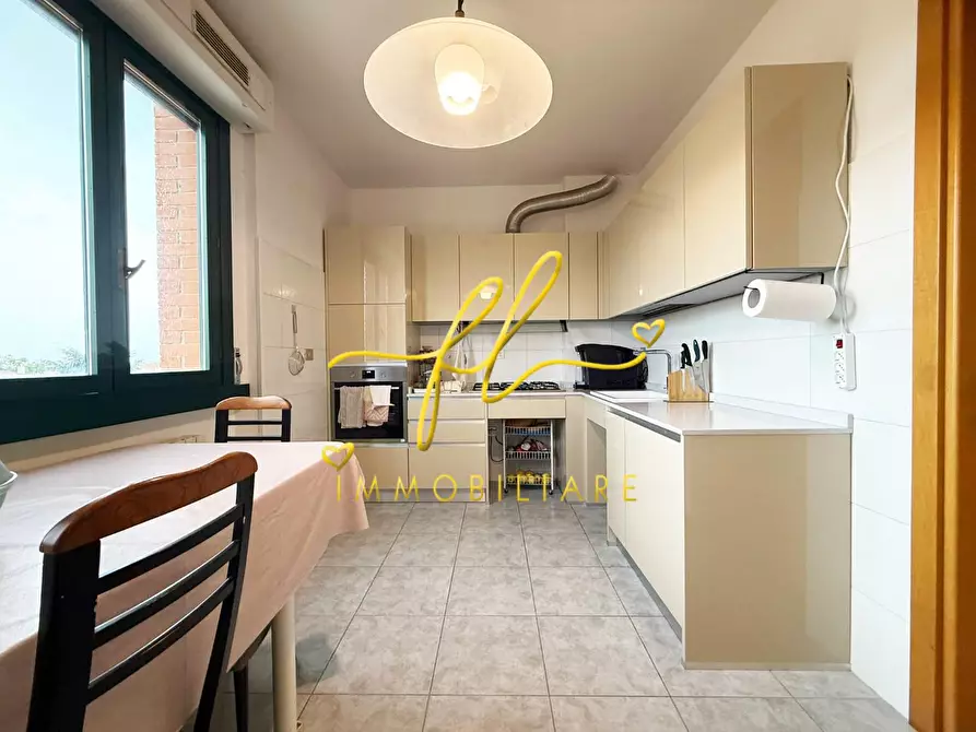 Immagine 7 di Appartamento in vendita  a Cecina