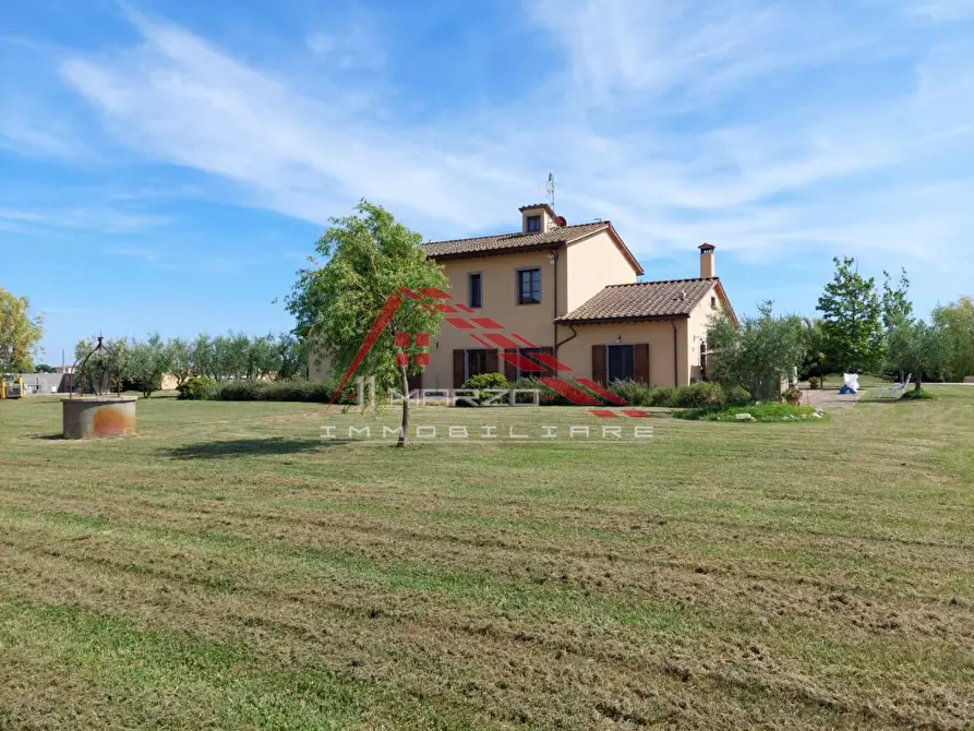 Immagine 4 di Rustico / casale in vendita  a Cascina