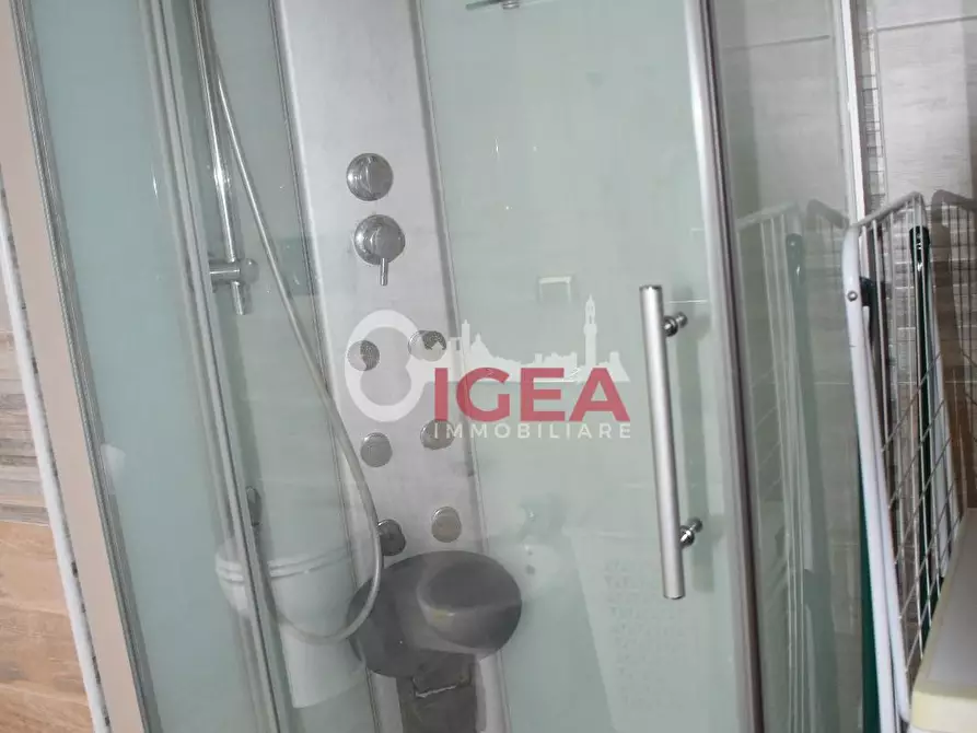 Immagine 13 di Appartamento in affitto  a Siena