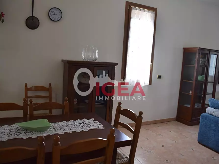 Immagine 5 di Appartamento in affitto  a Siena