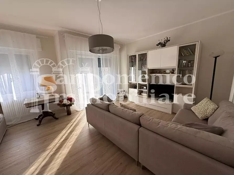 Immagine 23 di Villa in vendita  a Pisa