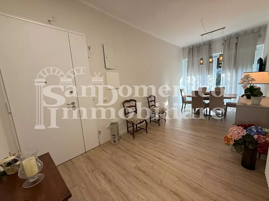 Immagine 6 di Villa in vendita  a Pisa