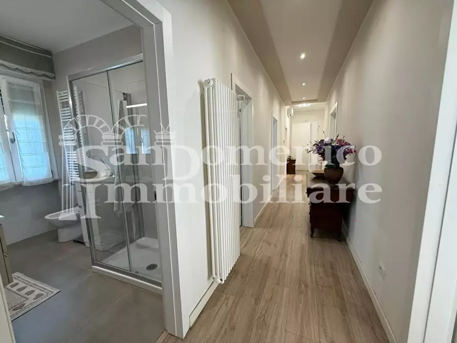 Immagine 31 di Villa in vendita  a Pisa