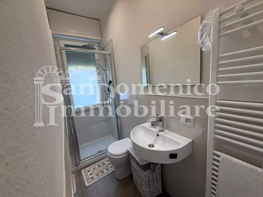 Immagine 21 di Villa in vendita  a Pisa