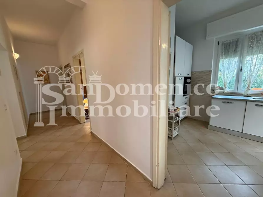 Immagine 46 di Villa in vendita  a Pisa