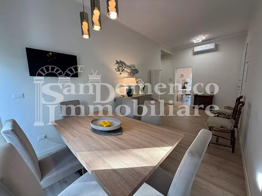 Immagine 8 di Villa in vendita  a Pisa