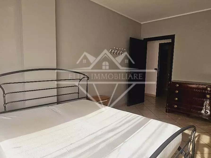 Immagine 10 di Appartamento in vendita  a Carrara