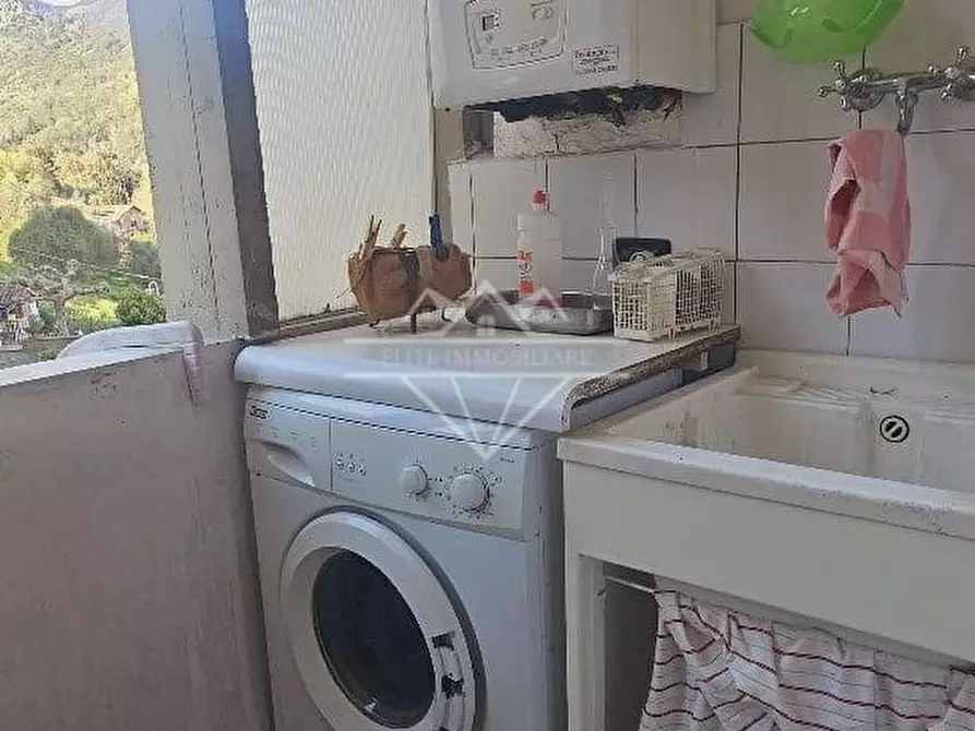 Immagine 23 di Appartamento in vendita  a Carrara