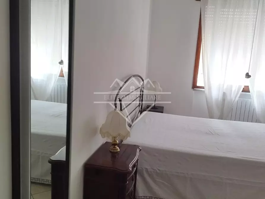 Immagine 21 di Appartamento in vendita  a Carrara