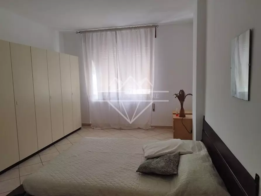 Immagine 26 di Appartamento in vendita  a Carrara