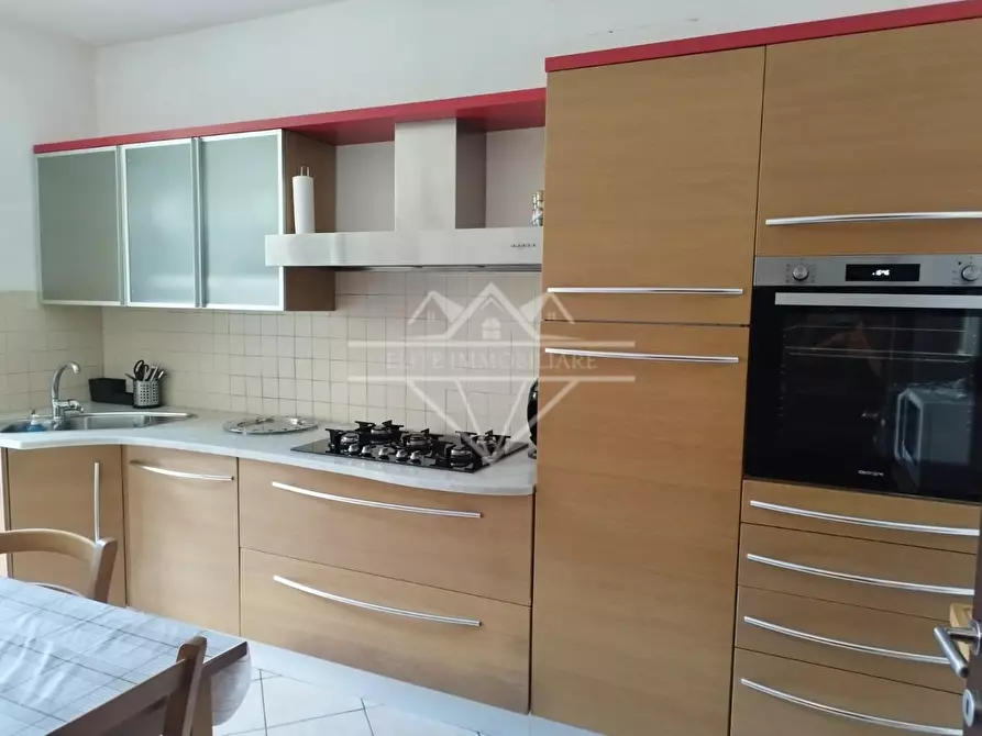 Immagine 6 di Appartamento in vendita  a Carrara