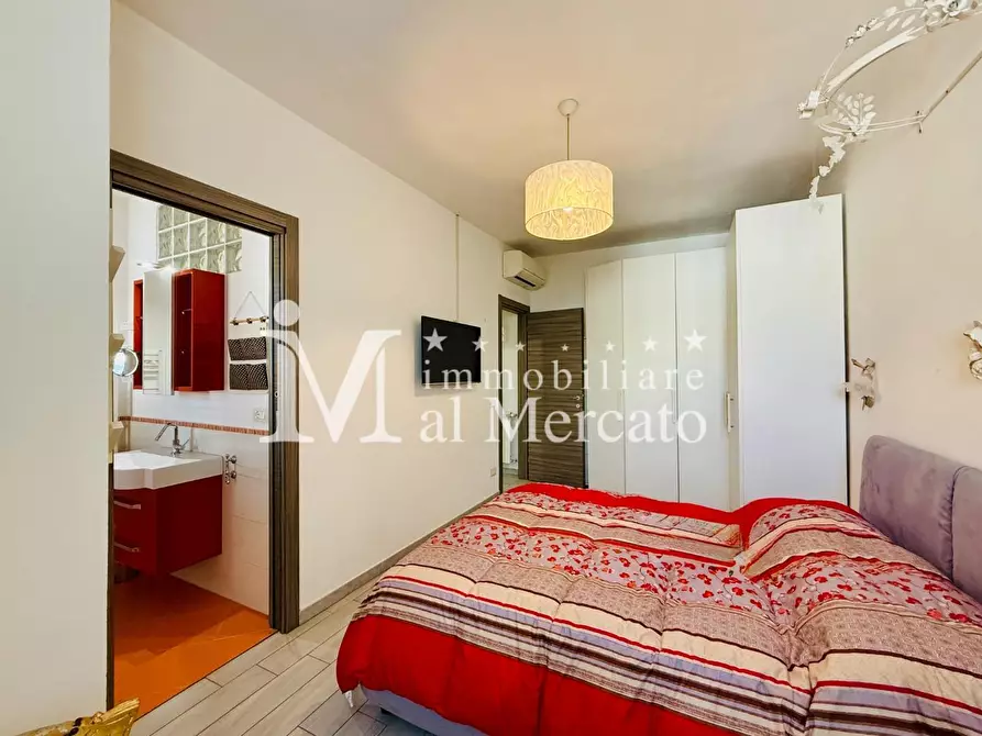 Immagine 20 di Appartamento in vendita  a Viareggio