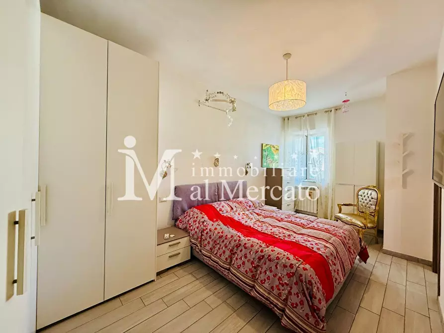 Immagine 22 di Appartamento in vendita  a Viareggio