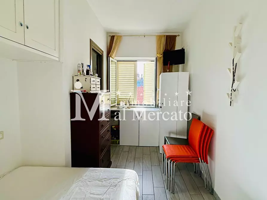 Immagine 33 di Appartamento in vendita  a Viareggio