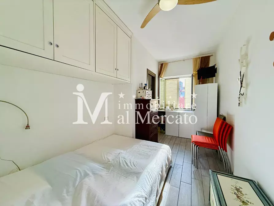 Immagine 32 di Appartamento in vendita  a Viareggio