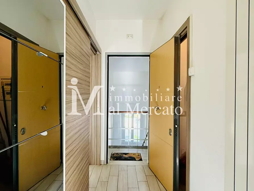 Immagine 44 di Appartamento in vendita  a Viareggio