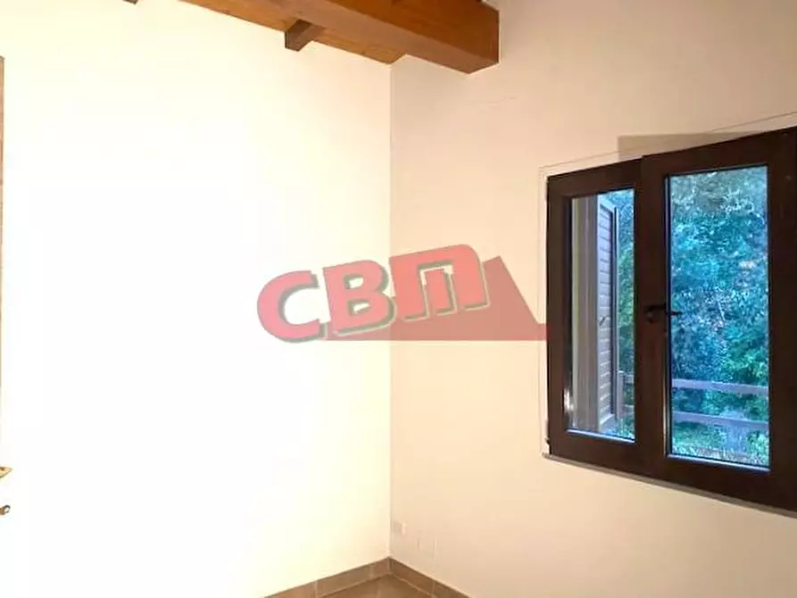 Immagine 14 di Terreno agricolo in vendita  a Livorno