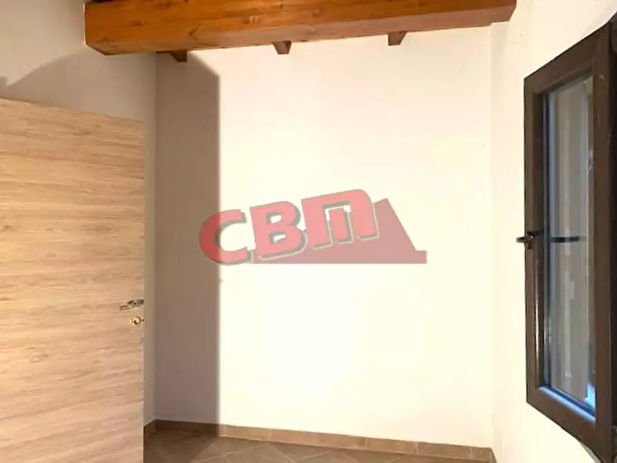 Immagine 13 di Terreno agricolo in vendita  a Livorno