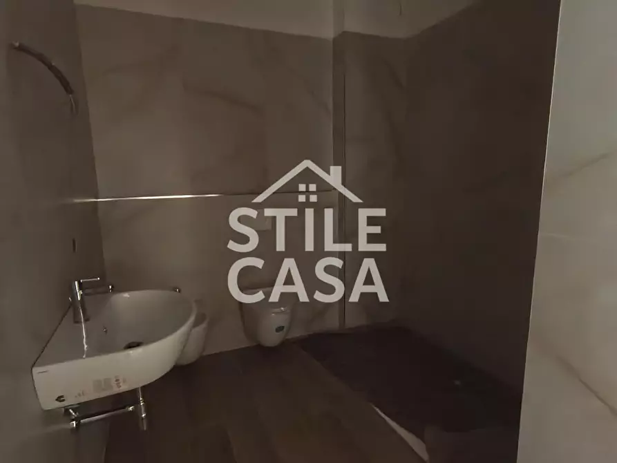 Immagine 22 di Appartamento in vendita  a Montecatini Terme